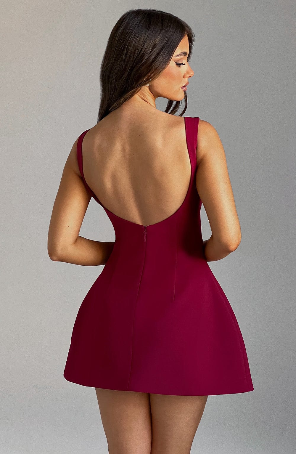 NOIR BACKLESS MINI DRESS - WINE